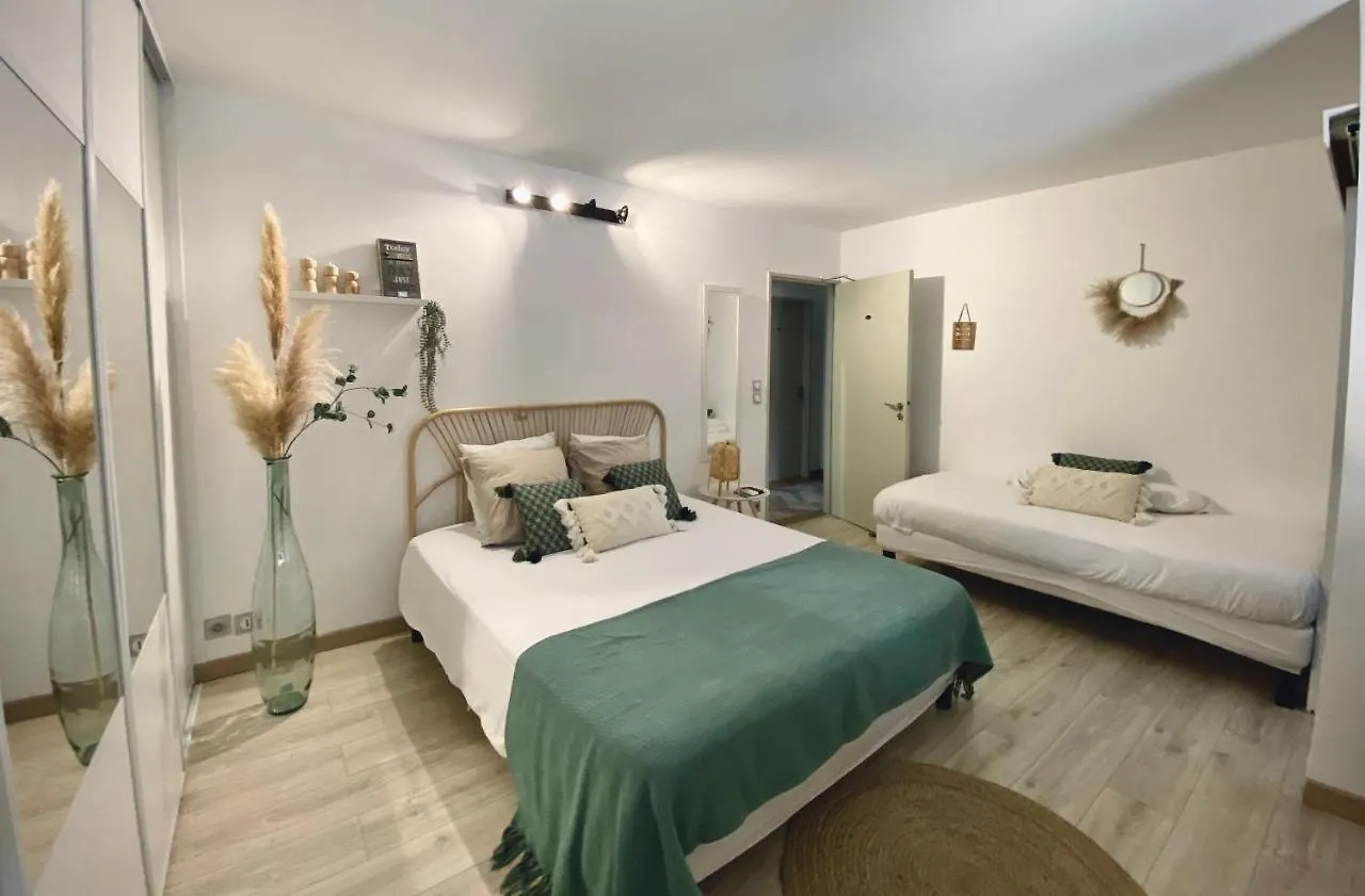 ***  Logis Hotel La Feniere La Bouilladisse France